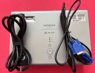 Proyector HITACHI  CP-RS55