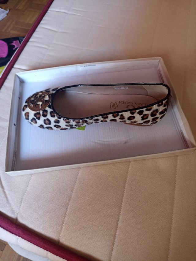 manoletina con adorno