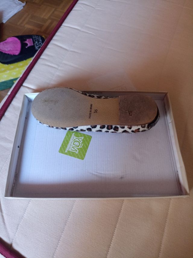 manoletina con adorno