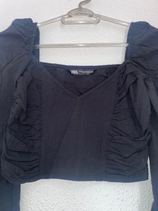 Top cropped frunces