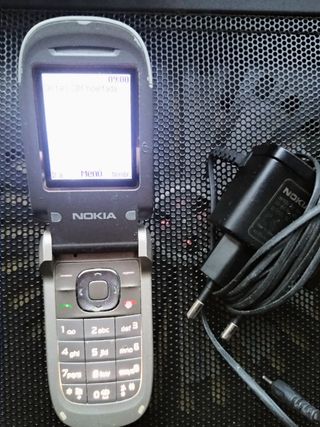 móvil tapa Nokia 2760