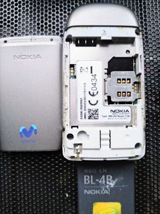 móvil tapa Nokia 2760
