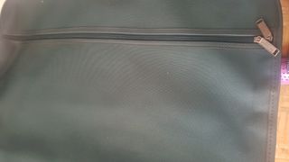 perchero portátil. ideal para que trasporte ropa.