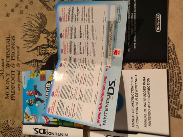 Manuales y puntos VIP Nintendo Super Mario Bros DS
