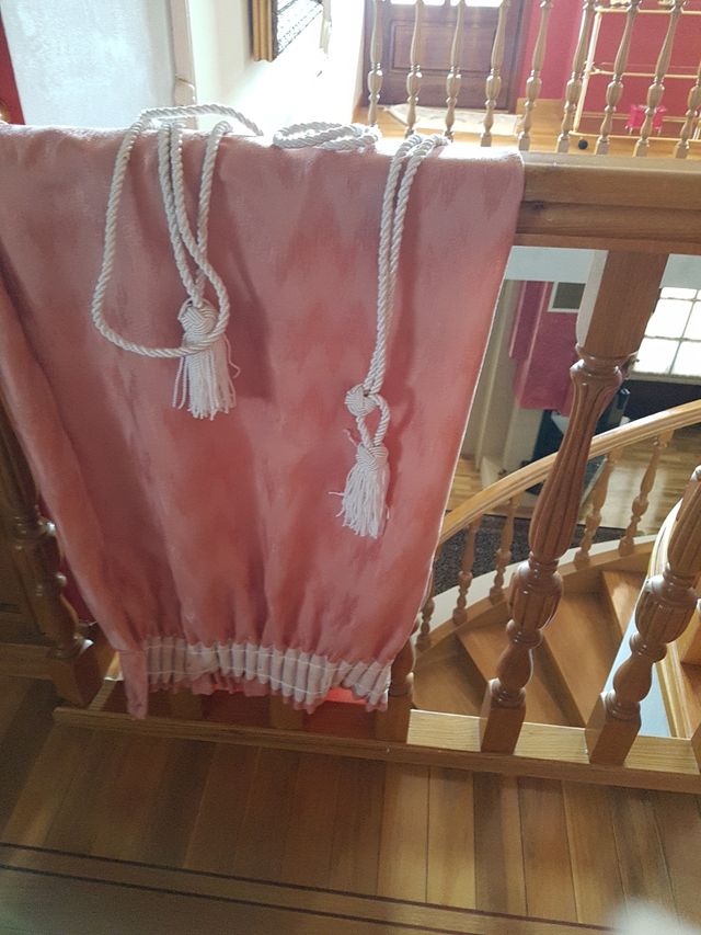 2 tende per i lati delle tende