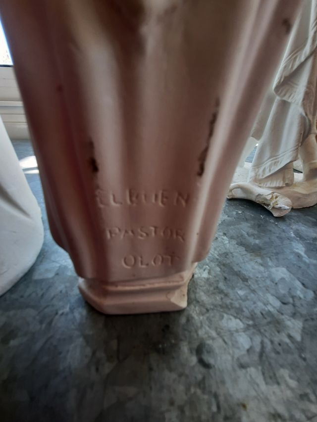 Figure da restaurare e dipingere