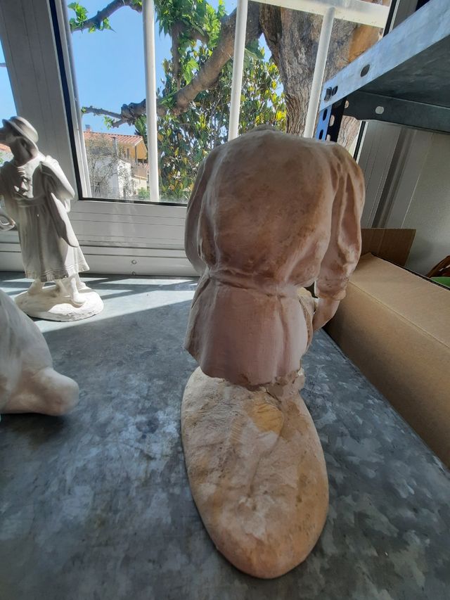 Figure da restaurare e dipingere