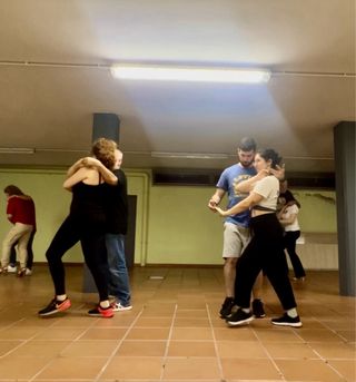 Clases PRIVADAS de BACHATA y salsa