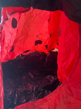 saco de dormir y tienda de campaña infantil