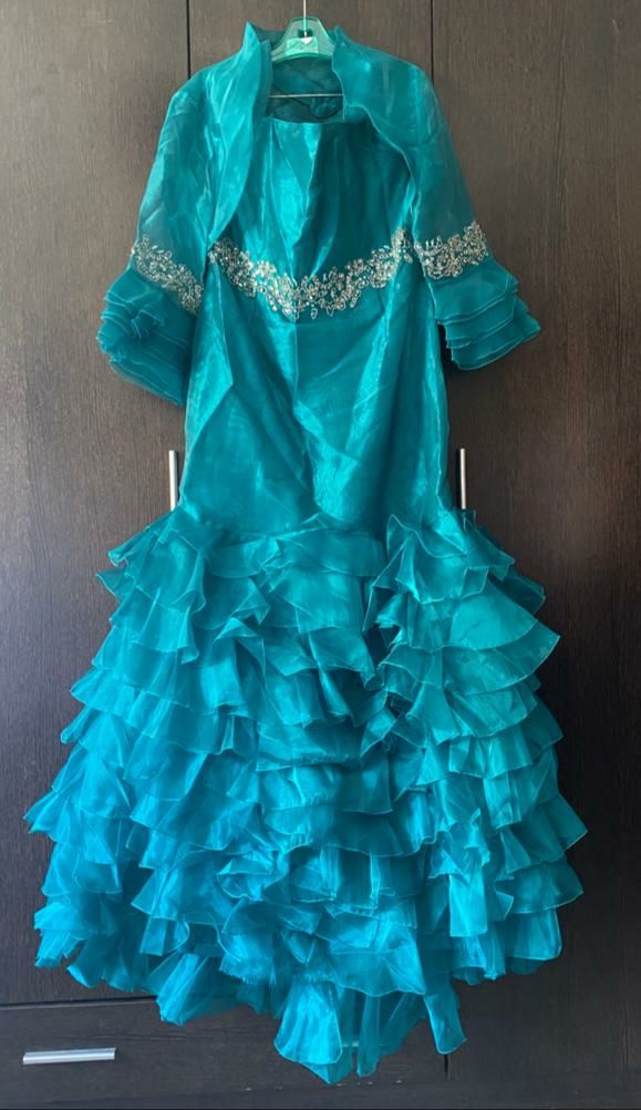 Vestido de madrina, Manuel Infante