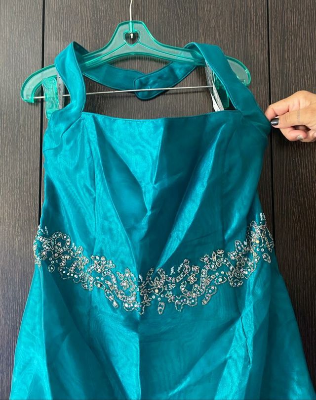 Vestido de madrina, Manuel Infante