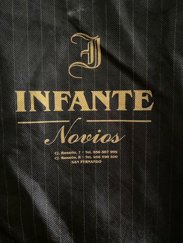 Vestido de madrina, Manuel Infante