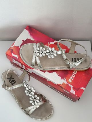 Sandalias joya plateadas