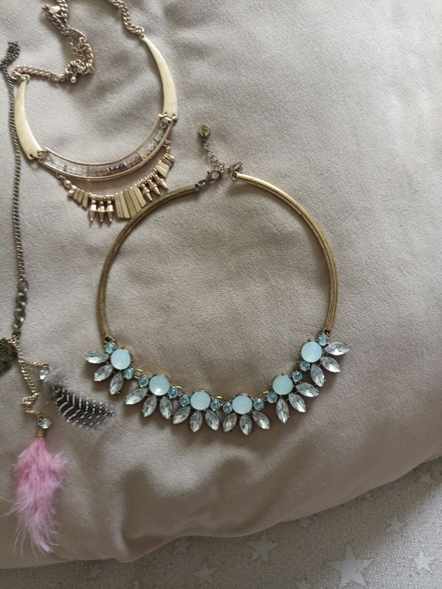 Collares gargantillas 3€