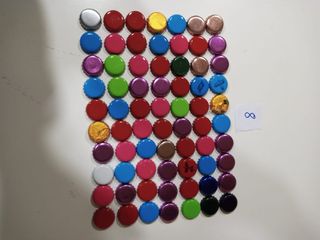 700 chapas de botellas de cerveza