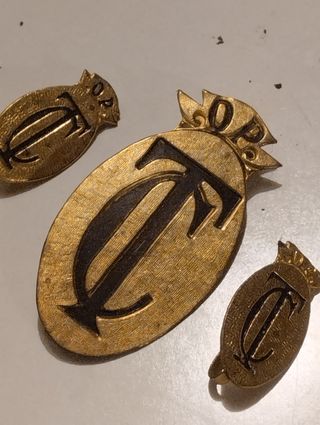 lote insignia militar antiguo 
