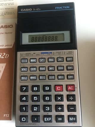 Calculadora casio FX-82D
