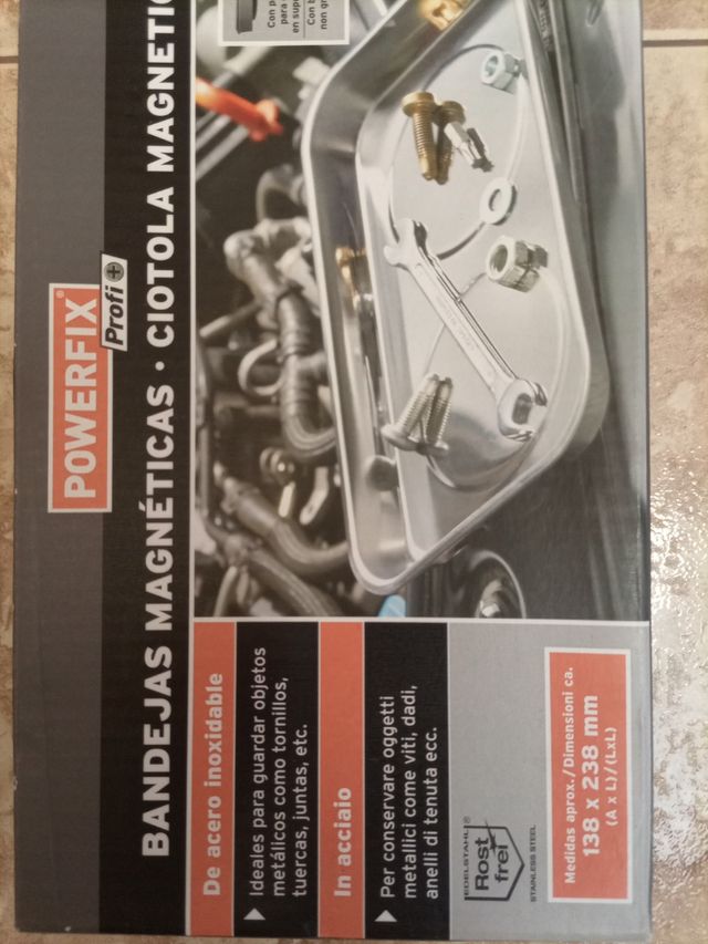 bandeja magnética 138 x 238 mm.