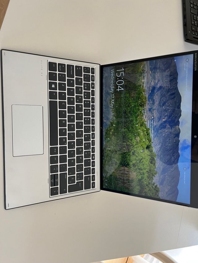 HP elite x2 G4 I58265U 8th gen 16GB 256GB de segunda mano por 490 EUR