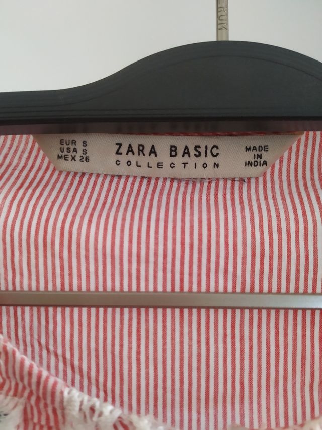 Camisa Zara, con bordados
