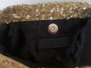 Bolso lentejuelas dorado. 