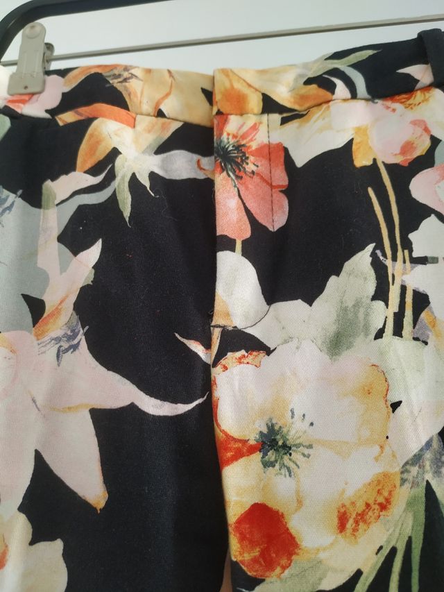 Pantalón recto Zara