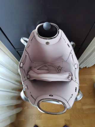 Bolso plateado + bolso interior 