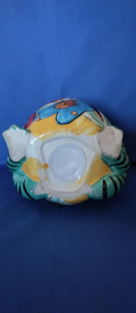 Hucha de cerámica en forma de rana