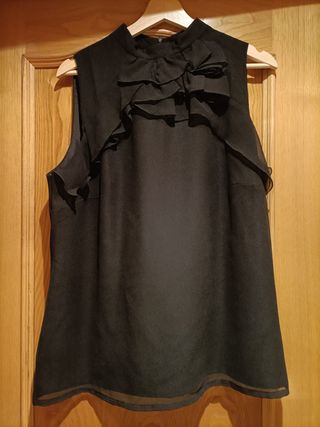 Blusa negra New Saks