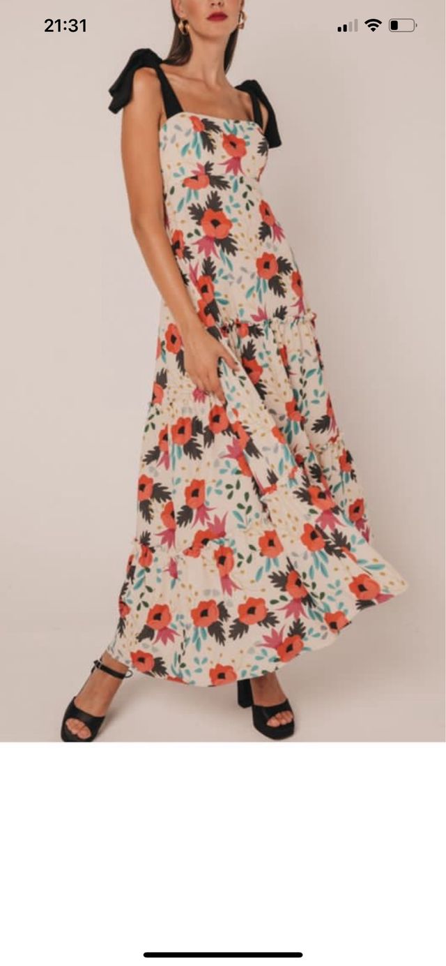 Vestido veraniego floral cherubina