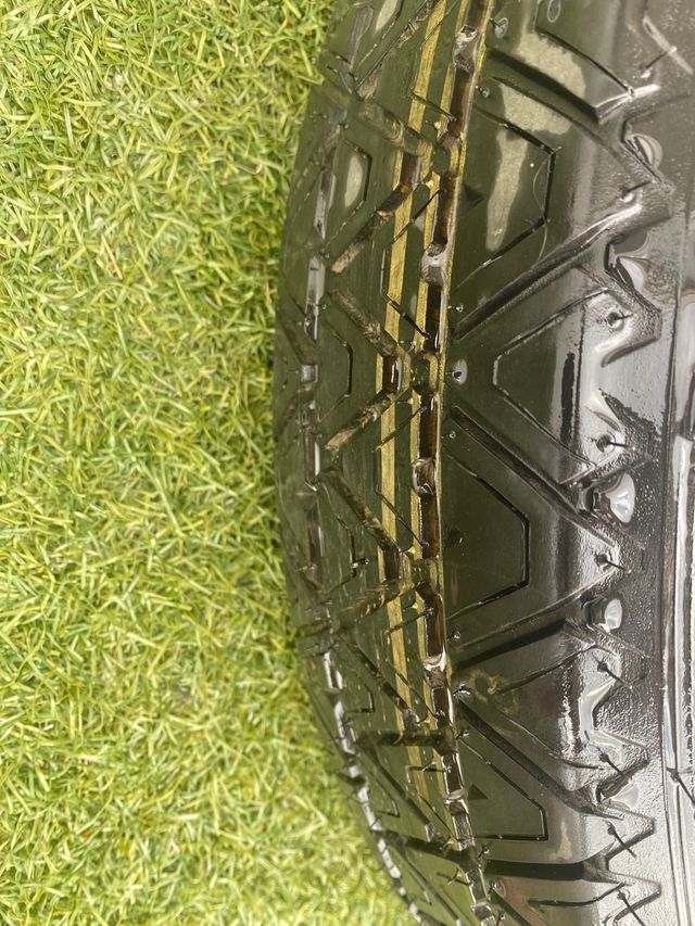 Rueda de repuesto continental sin rodar