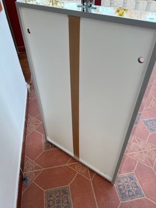 Mueble de baño con espejos