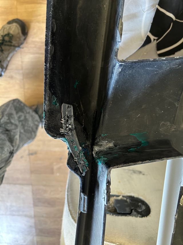 Se vende paragolpes delantero JAGUAR XE 2017