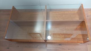 MESA AUXILIAR CON BONITO DISEÑO