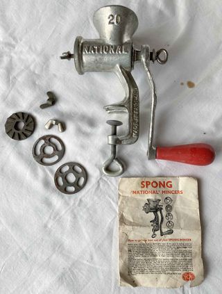 Tritacarne Spong National 20 del dopoguerra