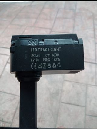 Faretti LED per binario