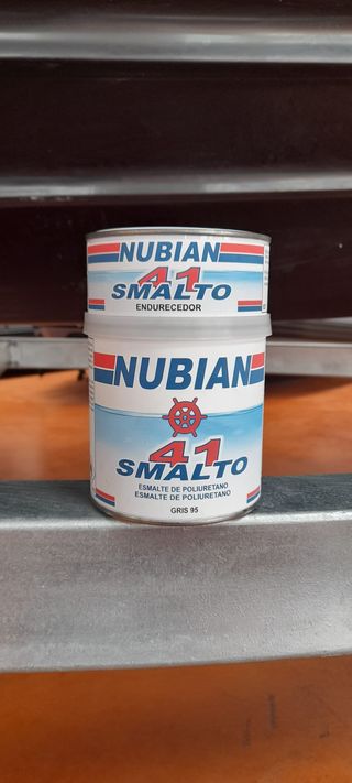 Pintura para casco de embarcación