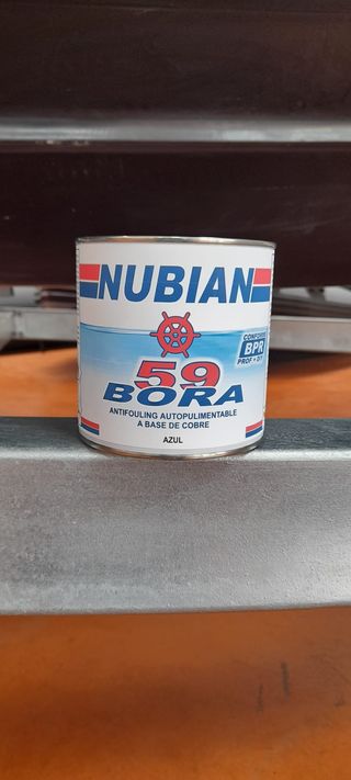 Pintura para casco de embarcación