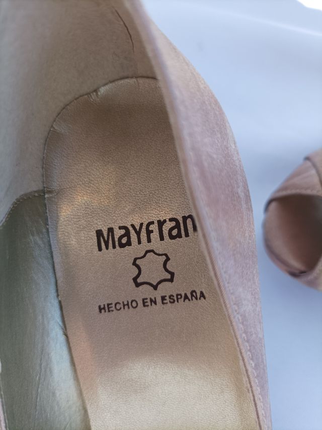 Zapato de vestir de raso