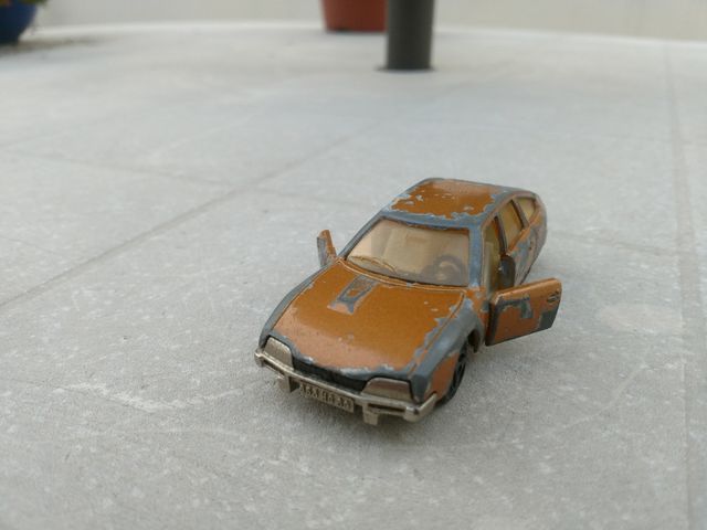 Jaguar xj-s de Corgi y Citroen CX 265 de majorette