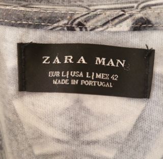 Camiseta estampada    Zara 