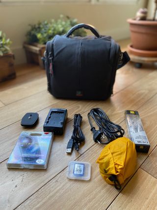 Equipo foto completo Nikon D90, Sigma 18-200, acce