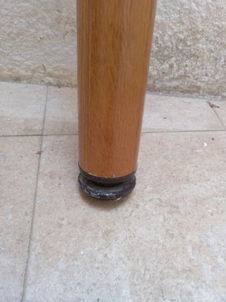 Pata mesa auxiliar.