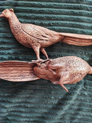 2 faisanes metálicos