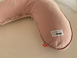 COJIN EMBARAZO Y LACTANCIA, DONE BY DEER