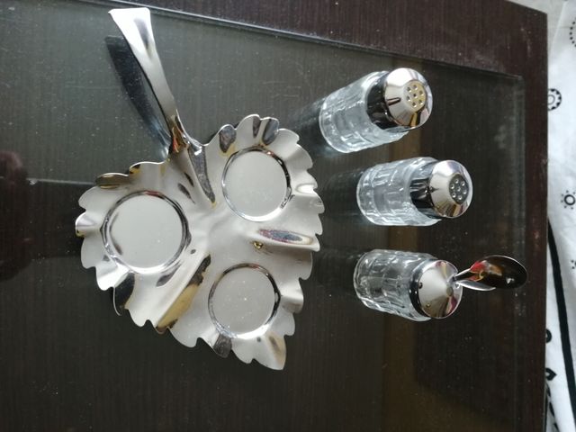 Preciosos y antiguos juegos de cristal