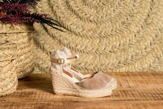 2 pares Alpargatas colores rojo y verde