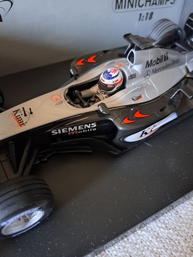 Minichamps McLaren Mercedes MP4-18 Kimi Raikkonen