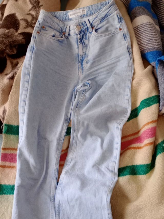 pantalón stradivariys