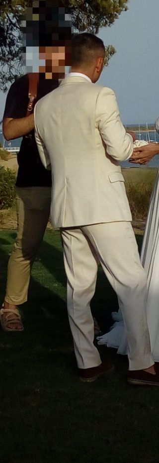 traje de novio de Sara merino